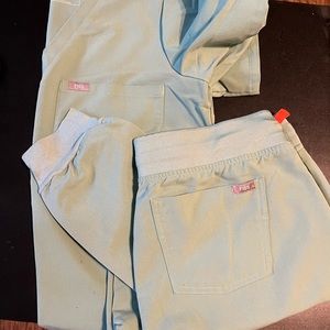 Figs, Medium, Jade color drop set